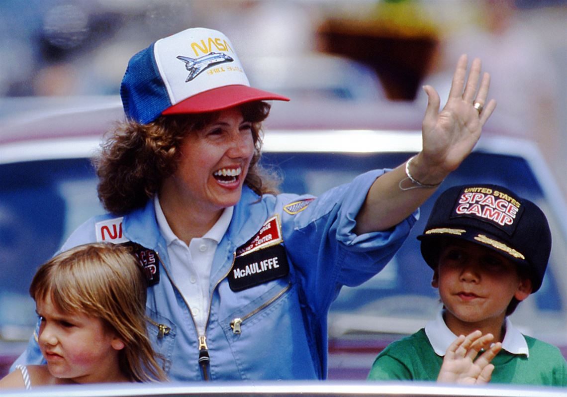 RepChrisPappas's tweet image. On #NationalSpaceDay, I'm remembering New Hampshire teacher and astronaut Christa McAuliffe. I’ve co-sponsored a bill to create a commemorative coin in her honor with proceeds supporting STEM education through @FIRSTweets.