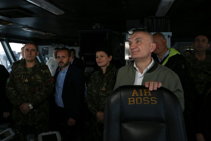 Προβολή εικόνας στο Twitter