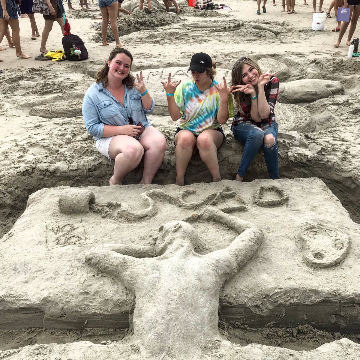 These dreamy artists made it to the finals! #scad #sandarts #scadsand #tybee #tybeeisland #scad40