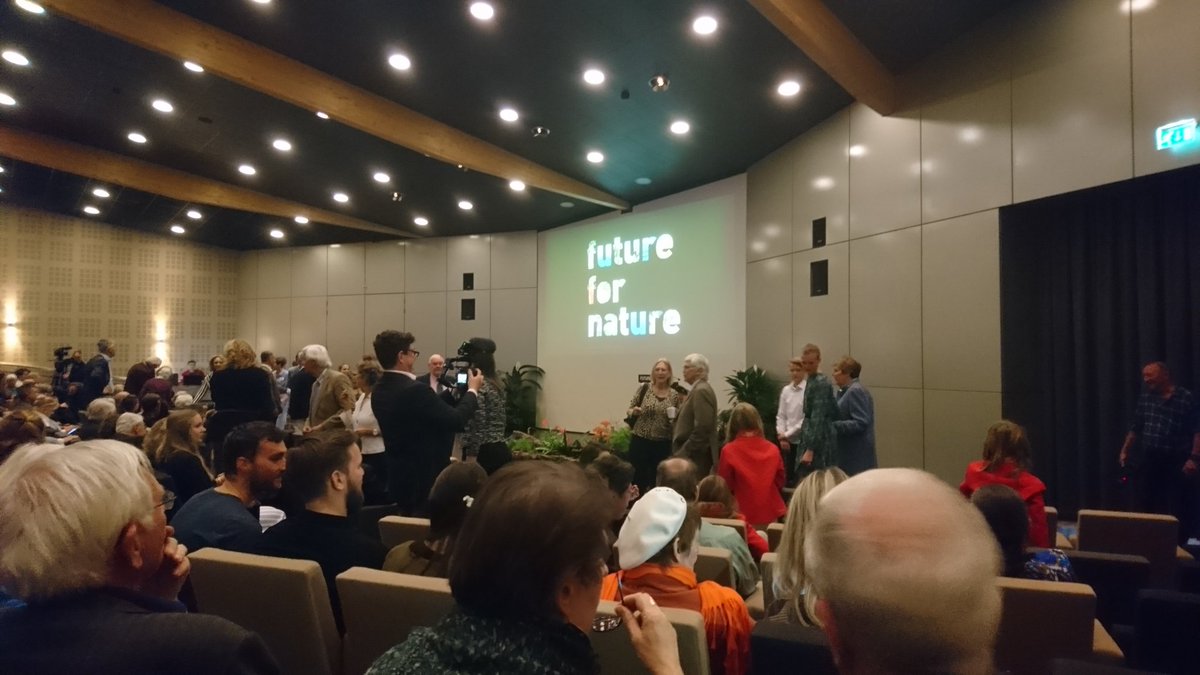 Had such an inspiring day today at <a href="/Futurefornature/">Future For Nature</a> award ceremony! I find myself even more excited for tomorrow's <a href="/FFNAcademy/">FFN Academy</a> symposium <a href="/Radboud_Uni/">Radboud University</a>!