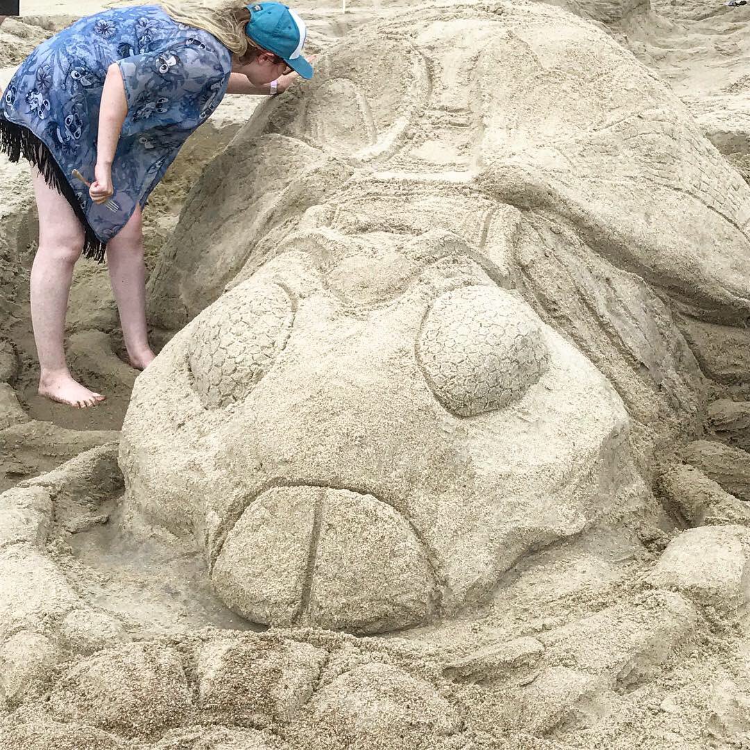 SCAD Sand Arts Festival has turned into a creature feature! Check out all the cool critters our students have created! #scad #scadsand #sandarts #tybee #tybeeisland