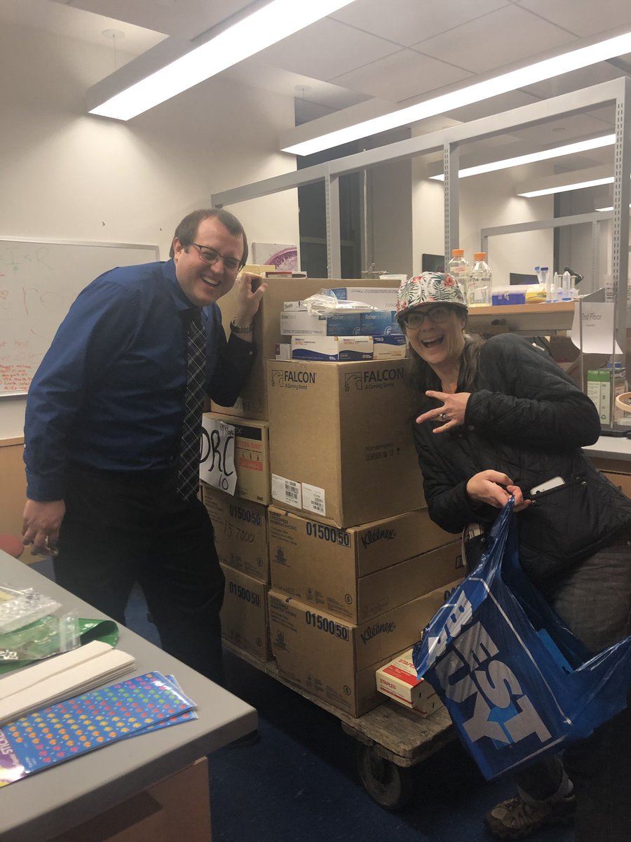 rockedu_'s tweet photo. Our #RockEdu team is feeling pretty pumped about #scisat. Excited to watch this incredible process come to life for ANOTHER year. Stay tuned for all of the action tomorrow. 🧬🧫🔬👩🔬 https://t.co/npW0UlBKf0