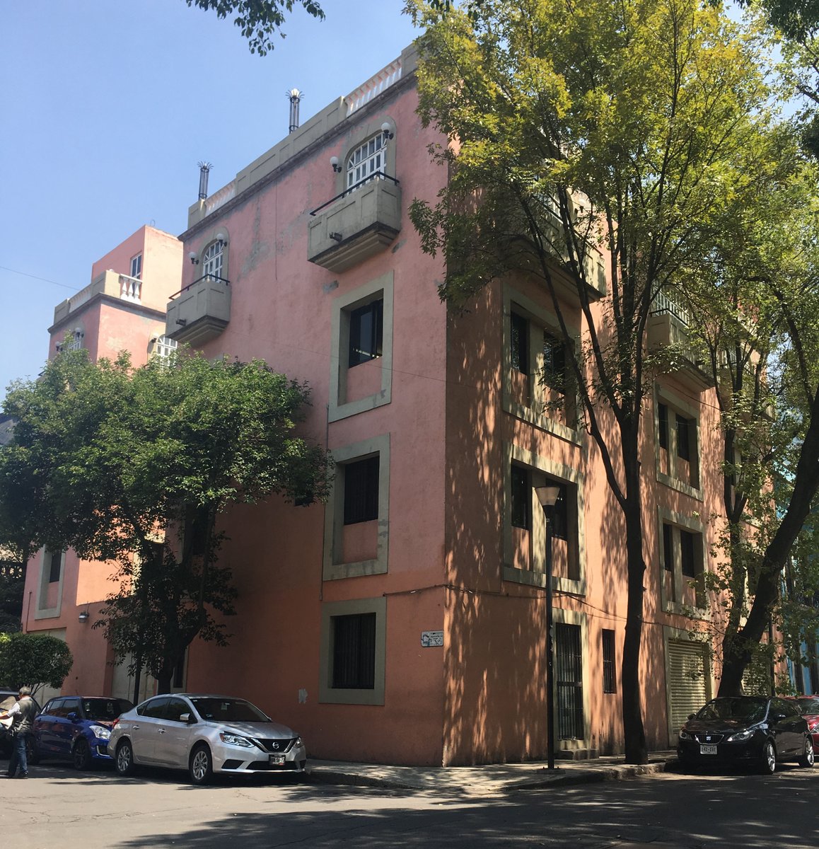 Concreto_Urbano's tweet photo. #Edificio en venta en el #centrohistórico #centrocdmx, amplio uso de suelo.
https://t.co/WF1XziXBgg, edificio ideal para desarrolladores, comercio o hotel. #realestatemexico #edificioenventa https://t.co/ZBwrObFTyG