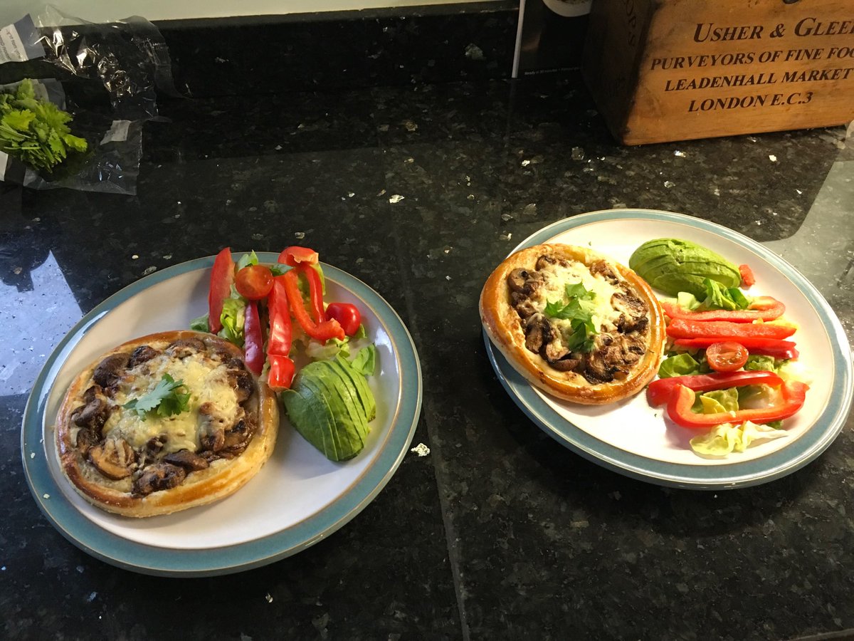 OMG - 3rd vegetarian meal of the week to help combat climate change and it was pretty damn good! #ClimateEmergency #lessredmeat

 Bonus that my wife is such a great cook....