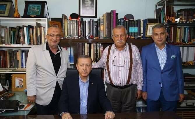 Payitahtın Selatin Camilerine bir yenisi daha eklendi... Dün Sultanahmet, Bugün #Çamlıcacamii emeği geçenlerden ALLAH râzı olsun. ( <a href="/RTErdogan/">Recep Tayyip Erdoğan</a> <a href="/mkulunk/">Metin KÜLÜNK</a> )