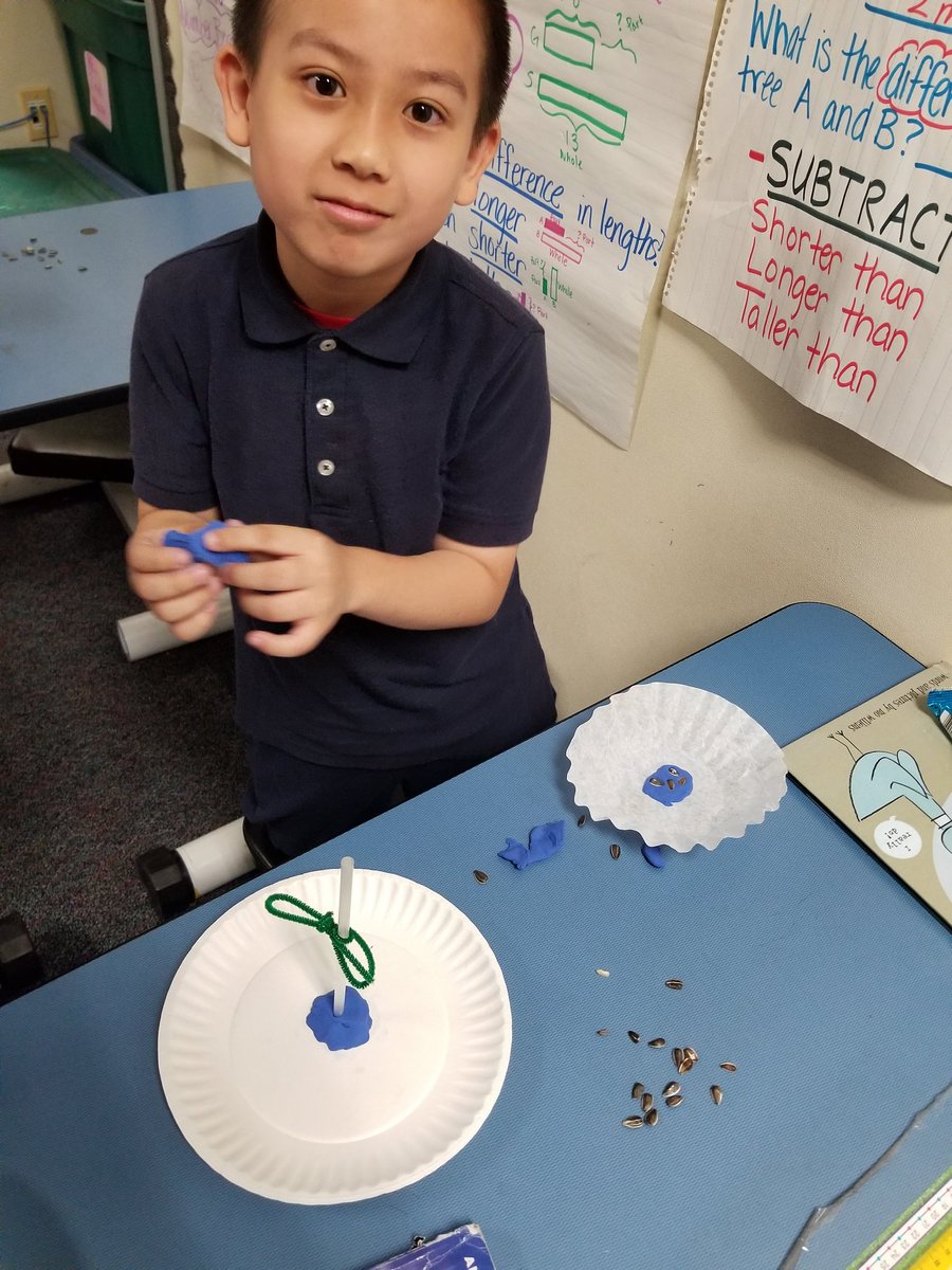 MrsBarron3's tweet photo. Plant characteristics #2ndGradeBarron2018 @JohnnyL27146418 @Ms_Wards_World @Best_Bulldogs @AliefScience @aliefstem https://t.co/s5mFHgxzbu