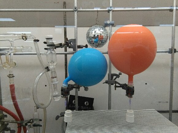 vabeland's tweet photo. It's a party. #NoRulesFriday
Doing a dry run of a sample purging method for my air sensitive thin films that will be briefly exposed to air to slot into the SEM. I can get them there under inert conditions... getting them back is the trick. https://t.co/DjuM9FssJ2