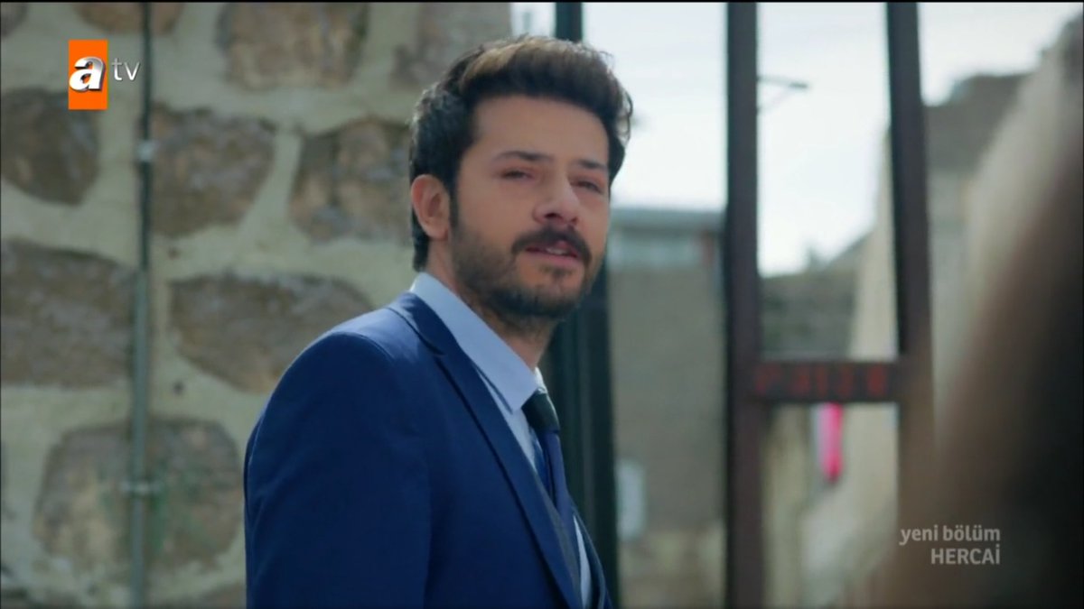nightmeras's tweet photo. Aşk başlıyor bence ha azat &amp;  elif 💘
#kalbimdekisevdan https://t.co/j7YKjGSkq0