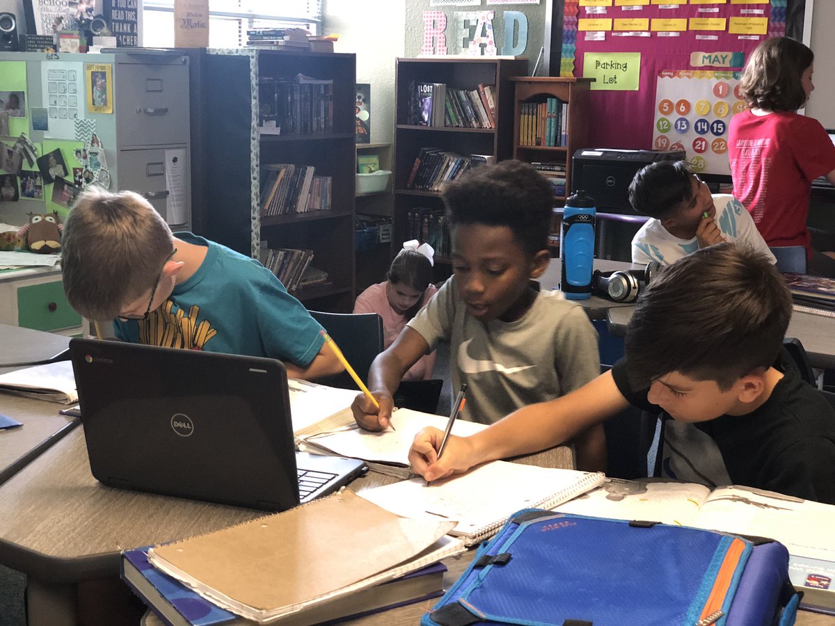 GESGeider's tweet image. 🌟Engaged researchers 🌟@GESRedmon @GESHendrickson #GESShineOn