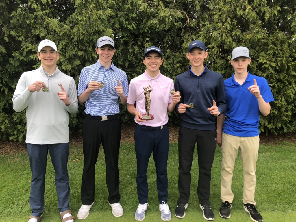 CHSBoys_Golf's tweet photo. Varsity wins the Phoenix Invite with a 320 led by @RyJanson with 76, which got him 1st. @dane2134 with 80 to get 2nd, @drewjeffery10 with 81 to get 4th, and @stone_farruggio with 83 to get 7th. #Road2URidge https://t.co/97hoqbFj3q