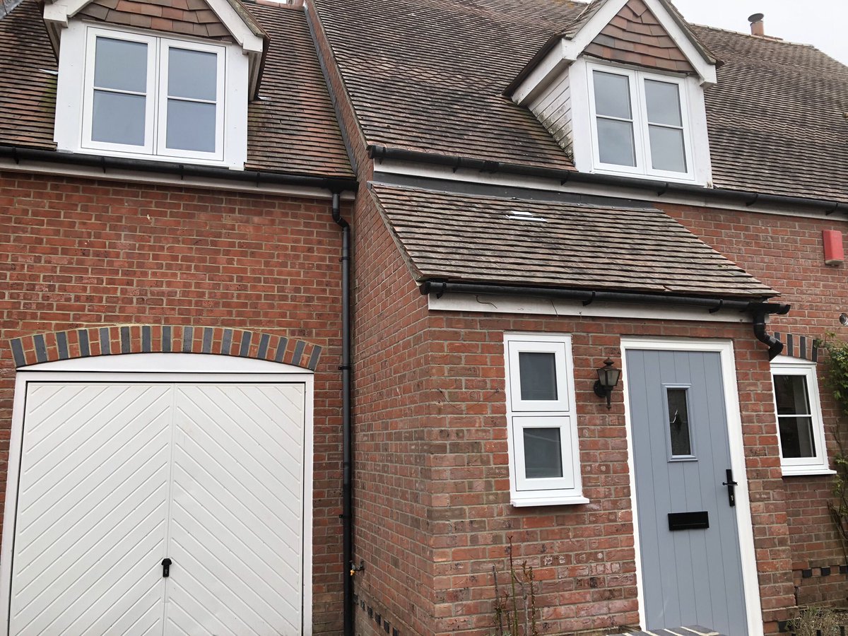 SalesClearview's tweet photo. A few more installations of the week @SolidorLtd @Rsal72 @GraceMullock @residence9 @UltionLock https://t.co/1Jnnqus6hD