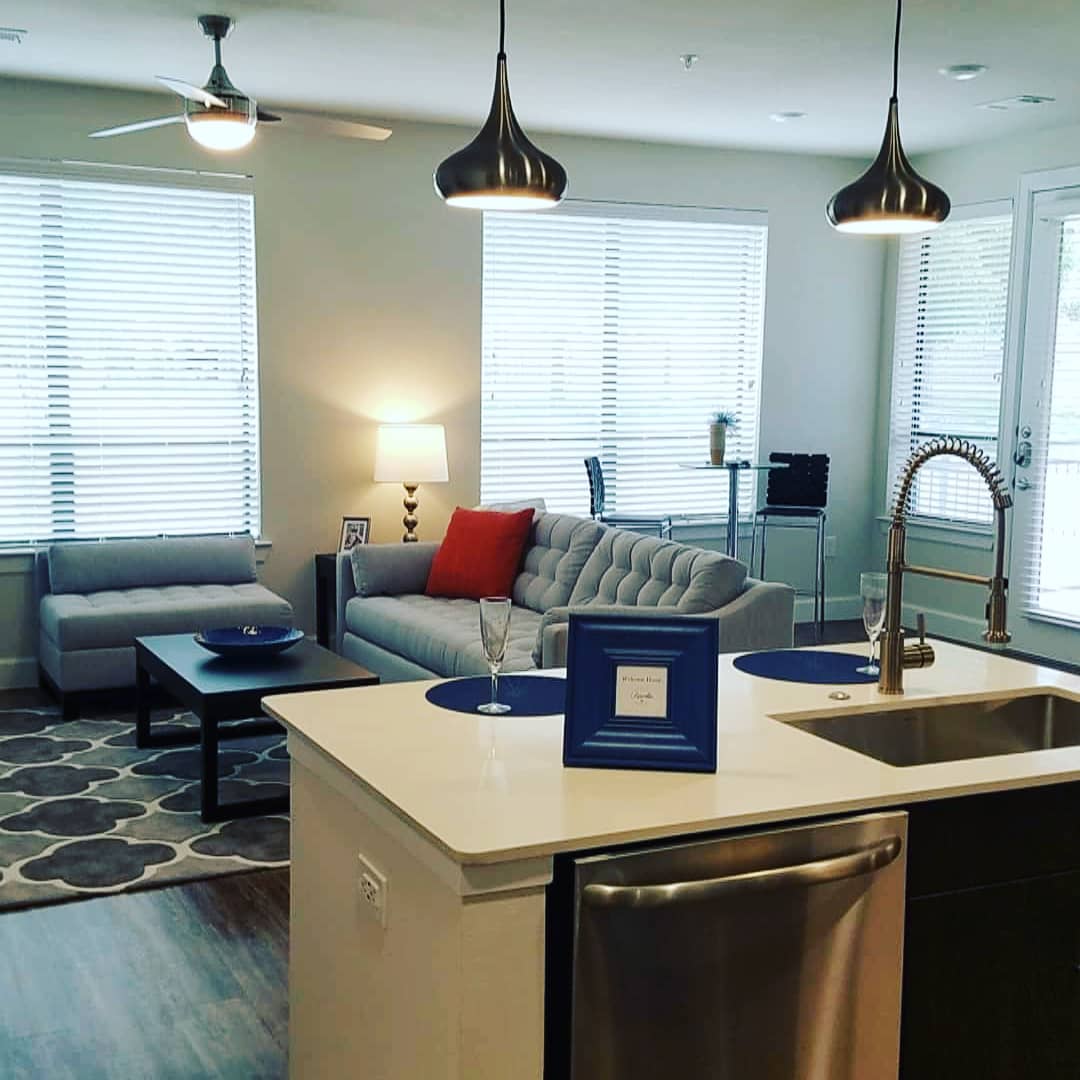 Do you need a furnished unit? We have just what you need! Shorter terms available as well! #relocatetodallas #relocation #furnishedapartments #lovewhereyoulive #frisco