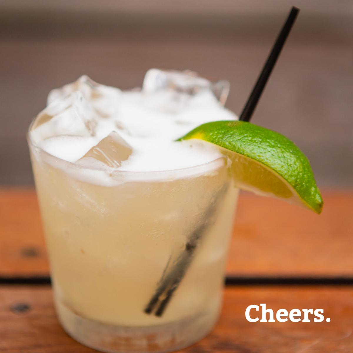 TROPHYBAR's tweet photo. Happy hour is the best way to start the weekend. https://t.co/P6LQsApnqP