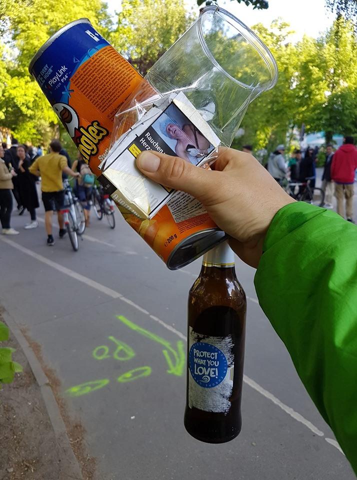 Du schießt spektakuläre Fotos von deinen noch spektakuläreren Aufräumen-Aktionen? Das müssen wir sehen! Zeig es uns mit #pickupderwoche auf Facebook, <a href="/Twitter/">Twitter</a> und Instagram oder per Mail an pickitup@surfriderfoundation.de - wir sind gespannt! #surfrider