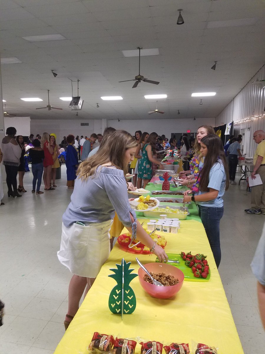 NLRPD's tweet photo. North Little Rock High School hosted a breakfast for their graduating seniors this morning. Officer Drew Montgomery enjoyed spending quality time with each one of these soon to be graduates. #NLRHS https://t.co/G4tvyPLEwf