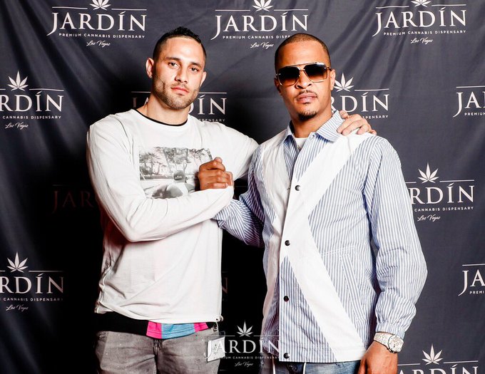 Big things happening @JardinVegas @canbedonecbd!  @Tip   #TheMarathonContinues 🏁 https://t.co/7HHgLc<a class="tags" target="_blank" title="On Twitter" href="/?out=eyJ0eXAiOiJKV1QiLCJhbGciOiJIUzUxMiJ9.eyJpYXQiOjE3MjA1MzYzOTAsImlzcyI6InR3cG9ybnN0YXJzLmNvbSIsIm5iZiI6MTcyMDUzNjM5MCwiZXhwIjoxNzUyMDcyMzkwLCJyZWRpcmVjdF91cmwiOiJodHRwczovL3R3aXR0ZXIuY29tL0phcmRpblZlZ2FzIn0.YeDa3THUz7n1RWDf9Sc_-7dzMwdfFMQf-xYz-8TehnbsP_00VrnckuPG7mdkSRFPlMR0r7W-Nzi0jb6ZX32Grw">@JardinVegas</a><a class="tags" target="_blank" title="On Twitter" href="/?out=eyJ0eXAiOiJKV1QiLCJhbGciOiJIUzUxMiJ9.eyJpYXQiOjE3MjA1MzYzOTAsImlzcyI6InR3cG9ybnN0YXJzLmNvbSIsIm5iZiI6MTcyMDUzNjM5MCwiZXhwIjoxNzUyMDcyMzkwLCJyZWRpcmVjdF91cmwiOiJodHRwczovL3R3aXR0ZXIuY29tL2NhbmJlZG9uZWNiZCJ9.qjV17WwjXqMu0C9Scoe-90T7CrtM01EWfRoQLMiR5zBpmGtpbxRTYttC7NFaR8L_sr13rToA_sp8Xqm9vv9ZtQ">@canbedonecbd</a><a href="/tag/themarathoncontinues"class="tags"><span>#themarathoncontinues</span></a>