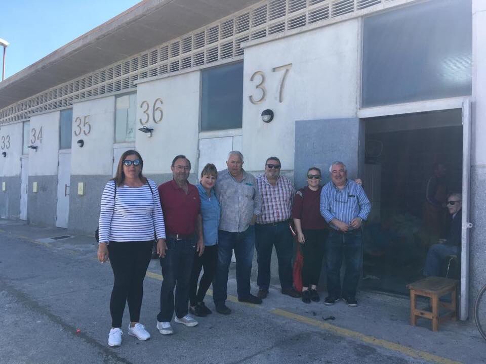 ManoloGarciPSOE's tweet photo. Puerto de Roquetas y barrio de Las Alpujarras. Allí nos ha llevado nuestra campaña hoy.
Hemos recogido importantes propuestas de nuestros vecinos.
#HazQuePase
#ahoraelcambio
#manoloalcalde https://t.co/8LdfQO68D0