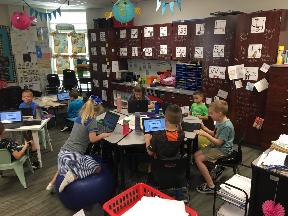KSargentLV1 (@ksargentlv1) on Twitter photo We dove in head first to Pear Deck. 💕 is all I can say. The students were Very engaged. Such fun!! Thanks Kelli for the great tech ideas. <a href="/Kel_Sanders/">Kelli Sanders</a> We dove in head first to Pear Deck. 💕 is all I can say. The students were Very engaged. Such fun!! Thanks Kelli for the great tech ideas. <a href="/Kel_Sanders/">Kelli Sanders</a>