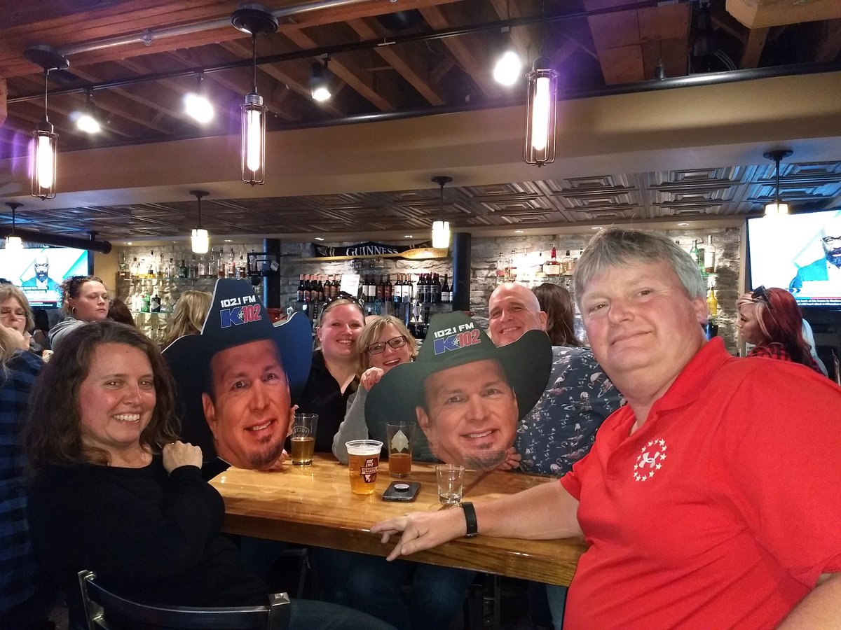 skhelm's tweet image. #K102Garth #MillerLite  I could use the seat upgrades! It's a long way to the top row and I forgot my inhaler.