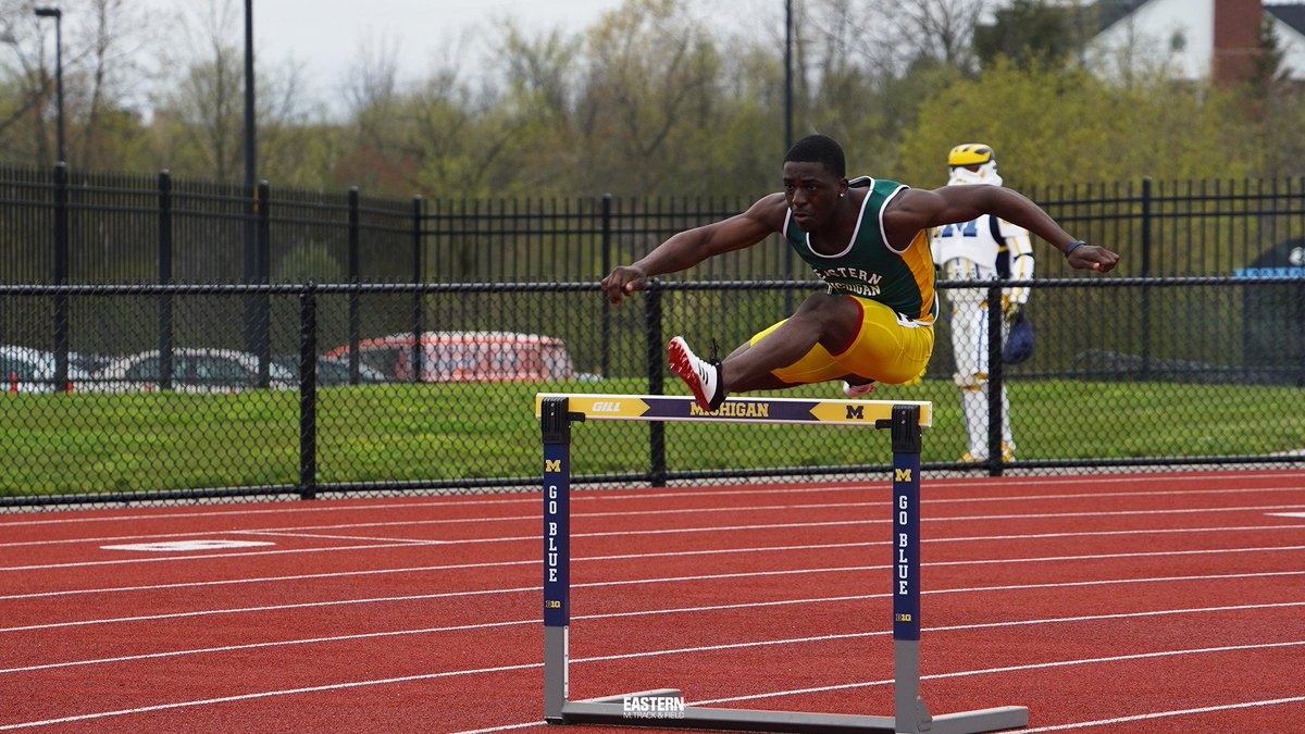 EMUEaglesPhoto's tweet photo. #FramesoftheMeet | EMU Track and Field closed out the regular season at Len Paddock Open! 

📸 @EMUWXC_TF: https://t.co/bT8nVXPTbZ
📸 @EMUMXC_TF: https://t.co/wYEnQvESLH

#EMUEagles | #ChampionsBuiltHere https://t.co/r30U3i0tOg