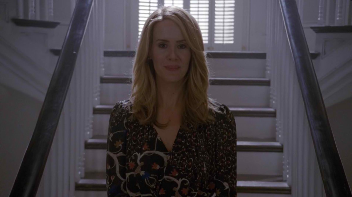 Coven Cordelia’s looks/outfits: A THREAD