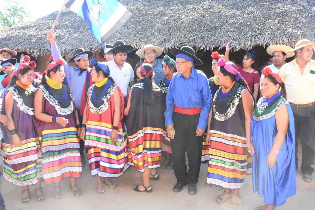 ahora_elpueblo's tweet photo. #CambioDigital | Pdte. @evoespueblo participó del acto aniversario de la comunidad indígena #Tentayapi, localizado en el municipio Villa Vaca Guzmán, en el departamento de #Chuquisaca. https://t.co/7lhxctAfFC