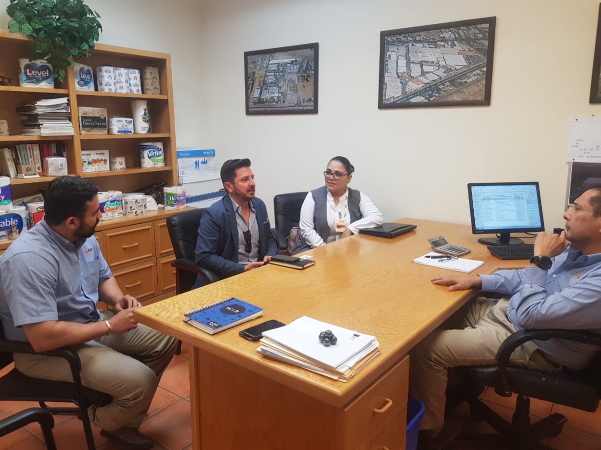 davidptp07's tweet photo. Reunión con Ejecutivos de Fábrica de Papel San Francisco #FAPSA #Mexicali quienes importan maquinaria de Suecia e Italia, además de celulosa procedente de Canadá y Brasil por el Puerto de #Ensenada. Cuenta con 3 plantas en #México y planea expansión en 2020. https://t.co/vhq1jKNlno
