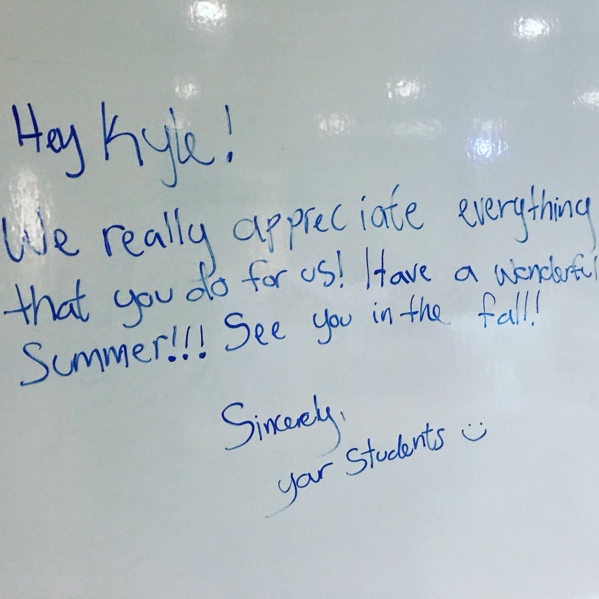 khdesigns's tweet image. And another school year in the books. I’m so lucky. 🍀 
#students #designstudents #aspiringdesigners #grad #graduation #classof2019 #ps #web #html #css #ixd #ux #notsostupidnow #lovewhatyoudo