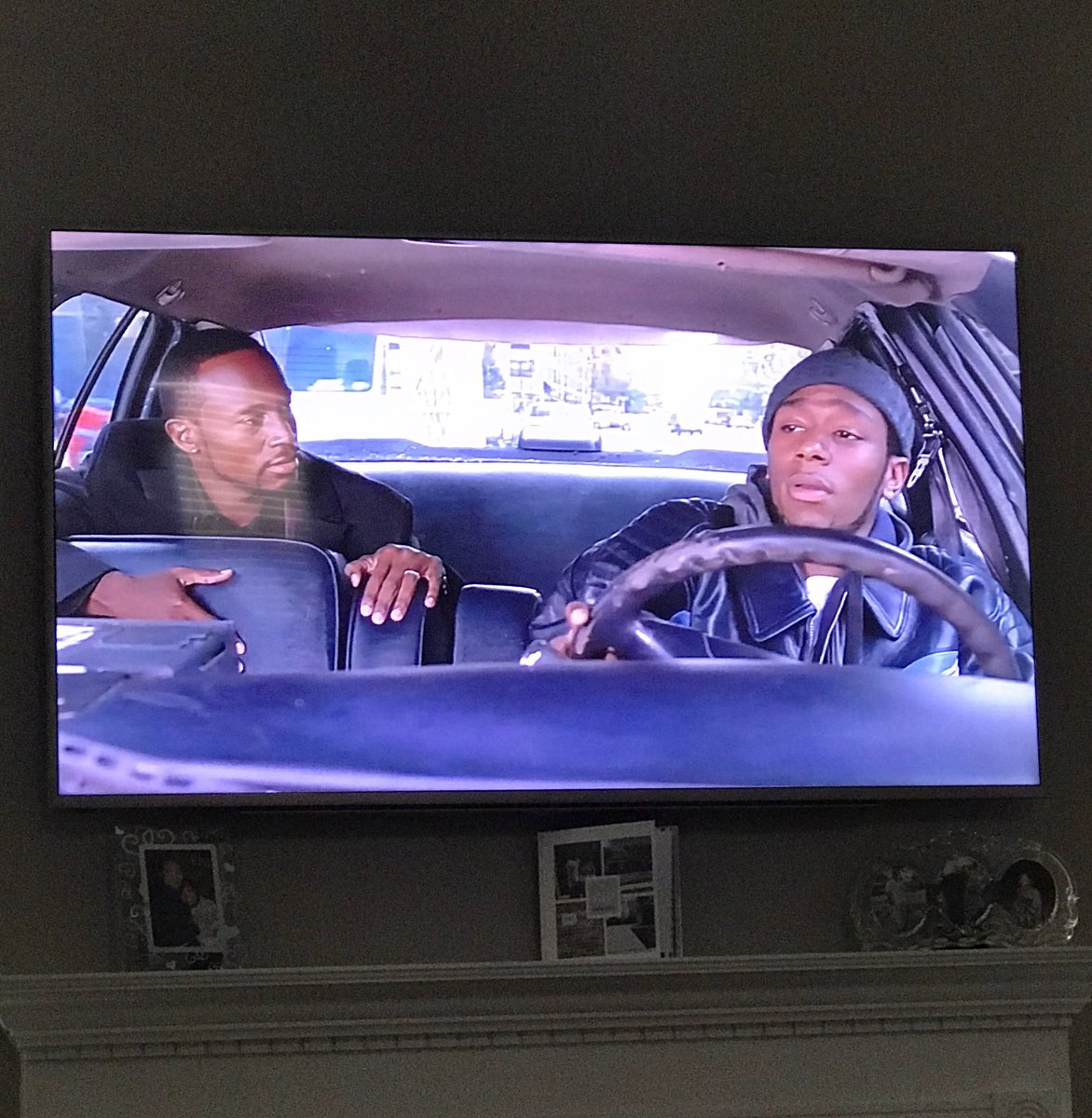 Goku73's tweet photo. Friday Evening Watching a Classic w/Wifey https://t.co/NyKij9RnqQ