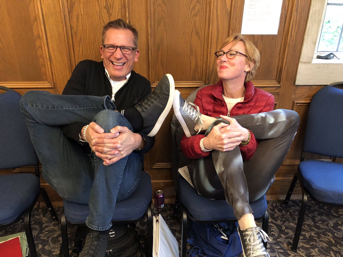 jonathabrooke's tweet photo. Another very serious day in our songwriting workshop in Nashville. Me and Chris Wood Tackling writer’s block with glute stretches. #performingsongwritercreativeworkshop #jbro #iwritesongs #nashville #writersblock #ilovemyjob https://t.co/ZD4lKHEScr