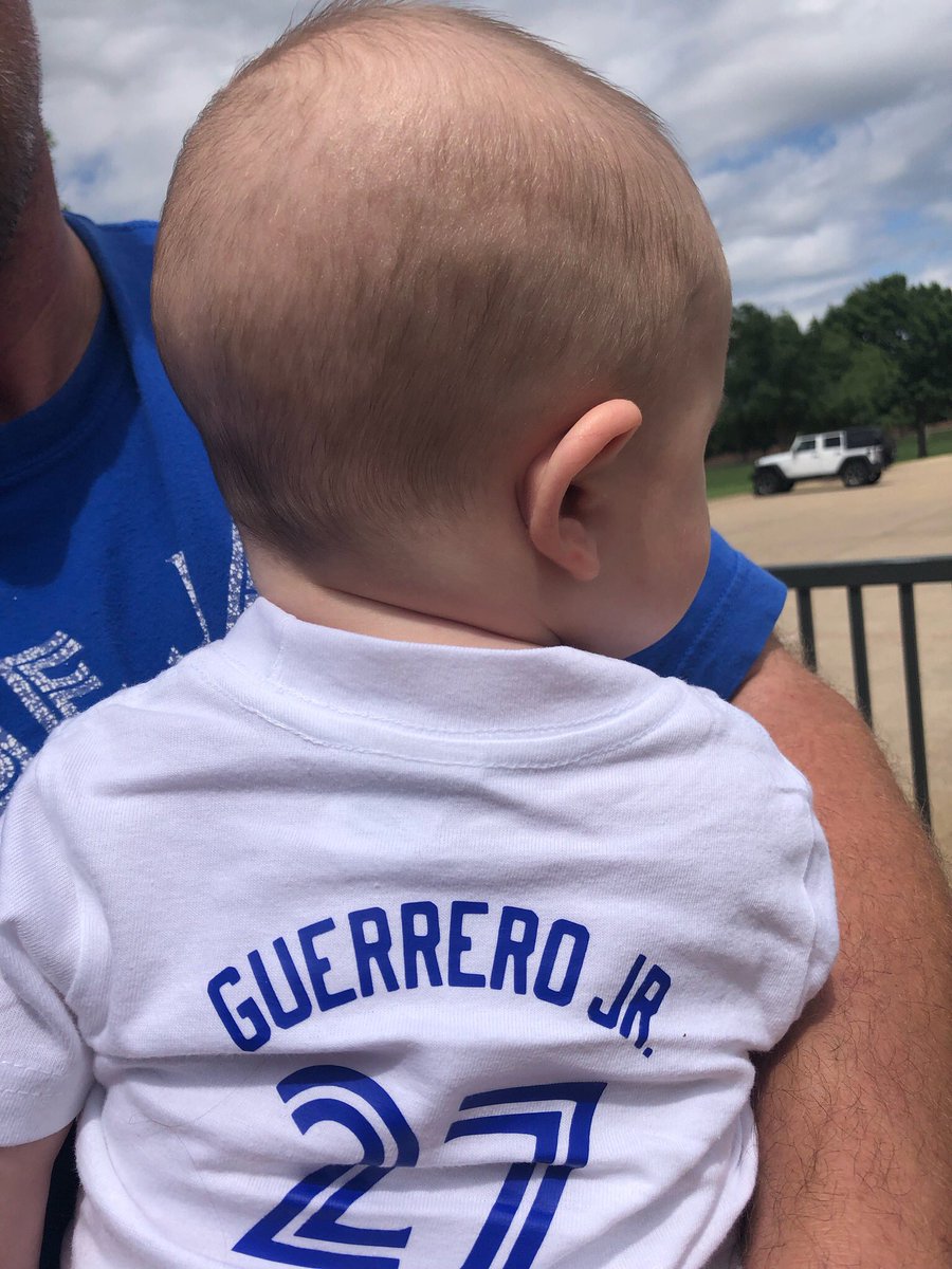 AUpton09's tweet photo. Ready to see #vladjr and the @BlueJays  #gojaysgo https://t.co/szkxJuhPkB