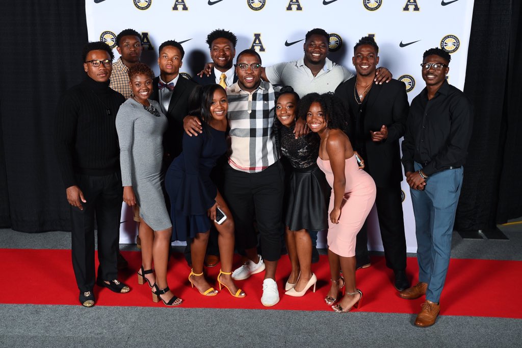 ob_kynda_ey's tweet image. This is a family that eats together! #APPSPYS2019