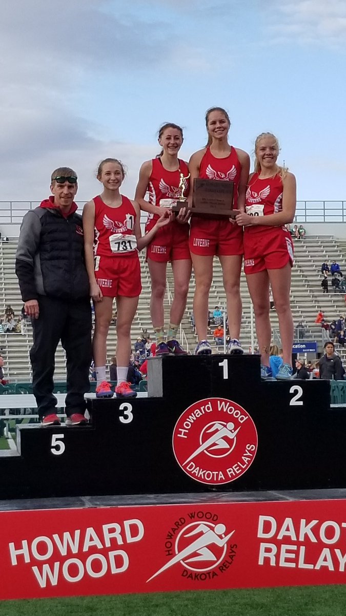 DakotaRelays's tweet photo. Another RECORDBREAKER!  The team of Feit, Nelson, Anderson, and VerSteeg from Luverne set the record in the Class A HS girls 4x800 RELAY with a time of 9:35.24 https://t.co/ypg3YZ6q8x