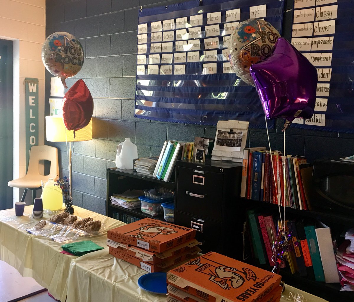 TWHunterMiddle's tweet photo. Another great Friday at TWH - celebrating kids that meet goals and show growth in Ms. West’s ELA class! #sixthgradersrock #bucpride https://t.co/K2QN3r0vpY