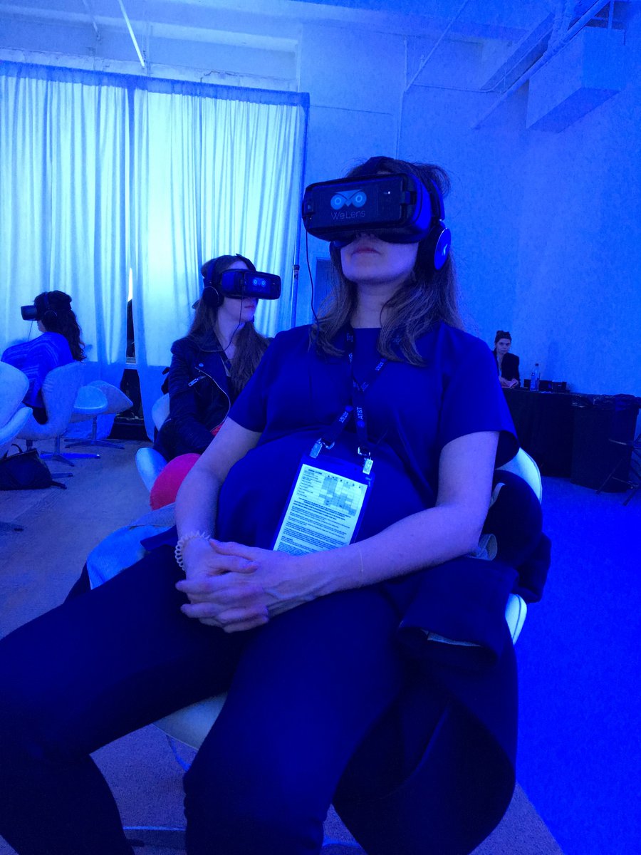 Girl Icon VR tweet media