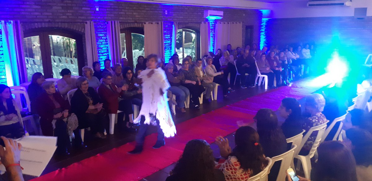 daloxhechouy's tweet photo. Ruffina REALIZA DESFILE A TOTAL BENEFICIO DEL CENTRO DR JACOBO ZIBIL
Ahora se presentando en la Asociación Española la colección otoño - invierno 2019 de #Ruffina y María René a total beneficio del Centro @jacobozibilfda https://t.co/a3g7xJpW11