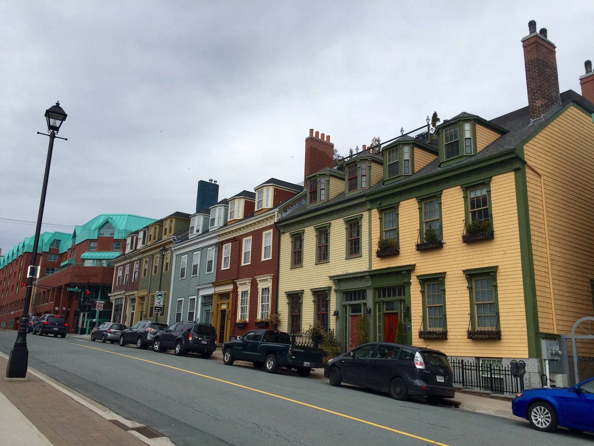 In some places the difference between rowhouse & townhouse is regional. Terraced house is used in UK/Aus/NZ/Commonwealth (altho Canada doesn’t use it). Others are suggesting the diff is strata/condo vs freehold, or even price-point. In Canada I think it’s preference. Thoughts?