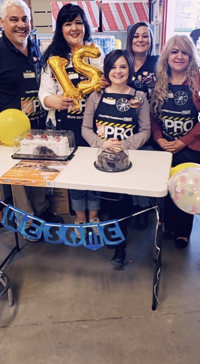 Manda020906's tweet photo. Congrats Arlene on your Home Depot anniversary and a fantastic week in Pro! Blessed to have such a fantastic team! @Oscar86604735 @r_zubia @SarahA_D302PAR @HomeDepot0522 https://t.co/NbQ4K8Ca3x
