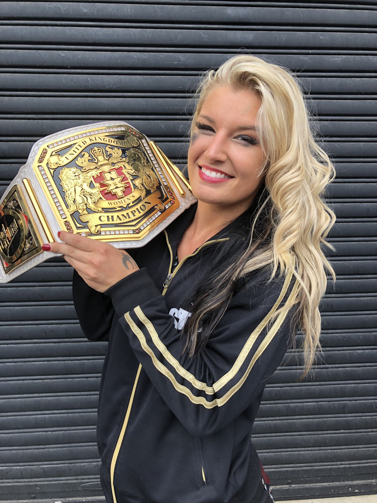 Toni Storm Onlyfans: Beyond The Wrestling Ring - gc64sqf