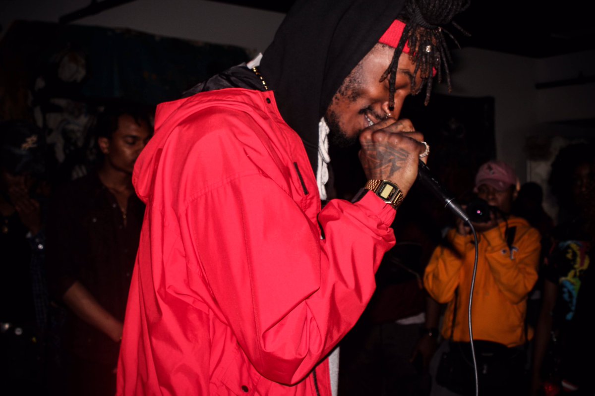 MyloFresco's tweet photo. Caught @SolotheDweeb In Action At Spiritual Trap 📍
#StillISlide.
#BlessTheTrap. https://t.co/xMLPgzEE93