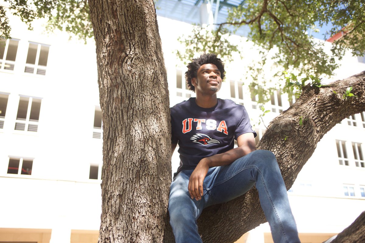 brandontbone's tweet image. Sing praises to the Lord,who dwells in Zion; Declare among the peoples His great and wondrous deeds.
PSALMS 9:11

The Univ.of Texas at San Antonio 
May 18th,2019 10am
Bachelor of Art in Geography and Environmental Sustainability 
Minor in African American studies 
#UTSAGrad19