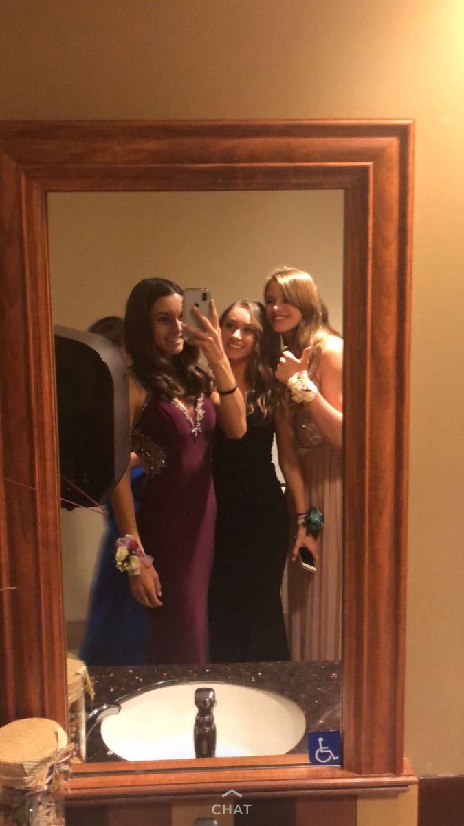 gabby25m's tweet photo. Happy birthday Sophia!! Love you hope you’ve had a great day🎉🎉💗@sophiabalow https://t.co/jrg07lpL2b