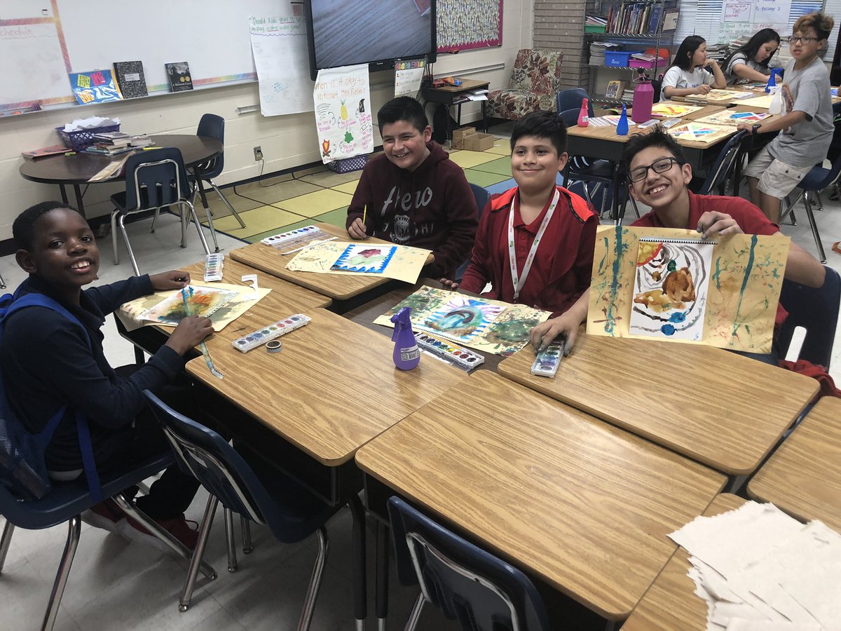 KariDierks's tweet image. Rockin along with lots of fun @smithacad Midnight 🕛 School #inyourfaceSTAAR #celebrationofknowledge #5thgrademagic