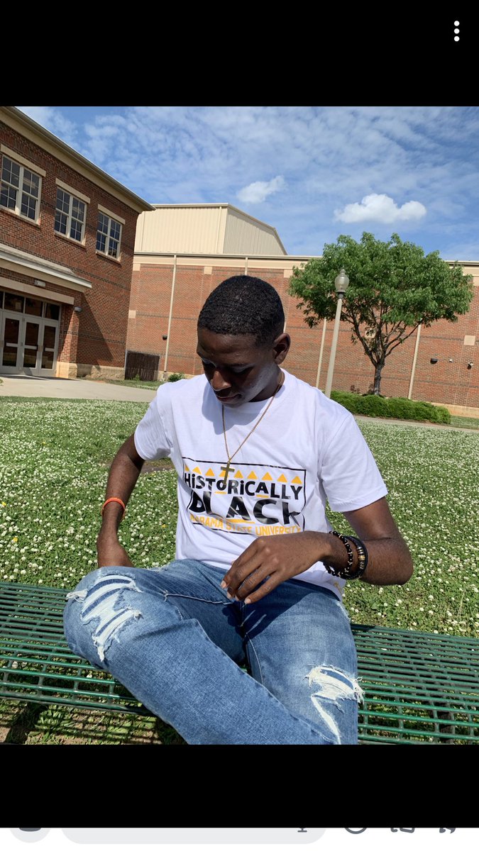 THELaBorisPerry's tweet photo. The wait is over.
I will be taking my talents to THE Alabama State University in the Fall and majoring in Instrumental Music Education! 💛🖤🐝🎶💼
#AgreatdaytobeHORNET
#ASU23
#AlabamaStateUniversity
#MusicEdMajor https://t.co/1xwUbTT8rM