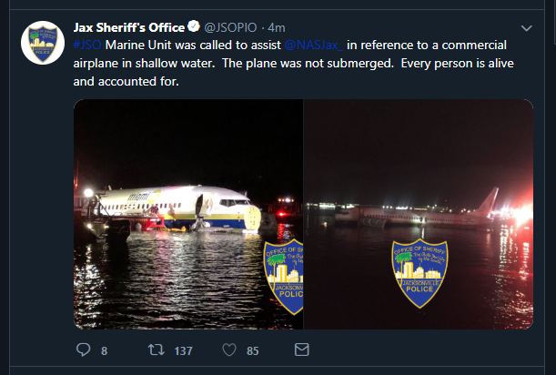 johnstempinnpr's tweet photo. #BREAKING Jacksonville, FL commercial plane crash: A 737 possibly overshot runway and ends up in the St. Johns river according to the mayor.
More than 130 aboard.
Jacksonville Sheriff reports everyone survived and the rescue is on-going.
#nprnewscast #nprnightshift https://t.co/owpHITnmld