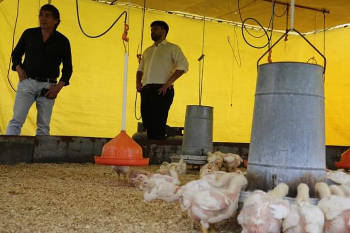 Avanzamos en lo que será La Granja Demostrativa, para capacitar emprendedores y alumnos escolares.Recorrimos el Agrotécnico La Candelaria para tener conocimiento como funciona y poder implementarlo en Amaicha del Llano.Mi agradecimiento a la Rectora Beatriz Romano que nos recibió