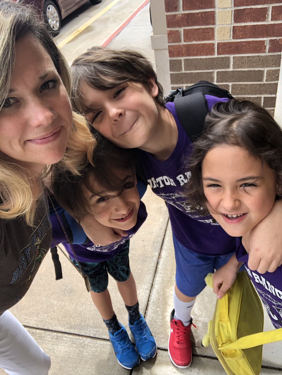 MrsVolschenk's tweet photo. Friday selfie with these cuties. They always brighten my day when I’m lucky enough to have them at my car rider station! And they request the selfies!! @MotrukMom #MRE https://t.co/nKIdHfzh9T