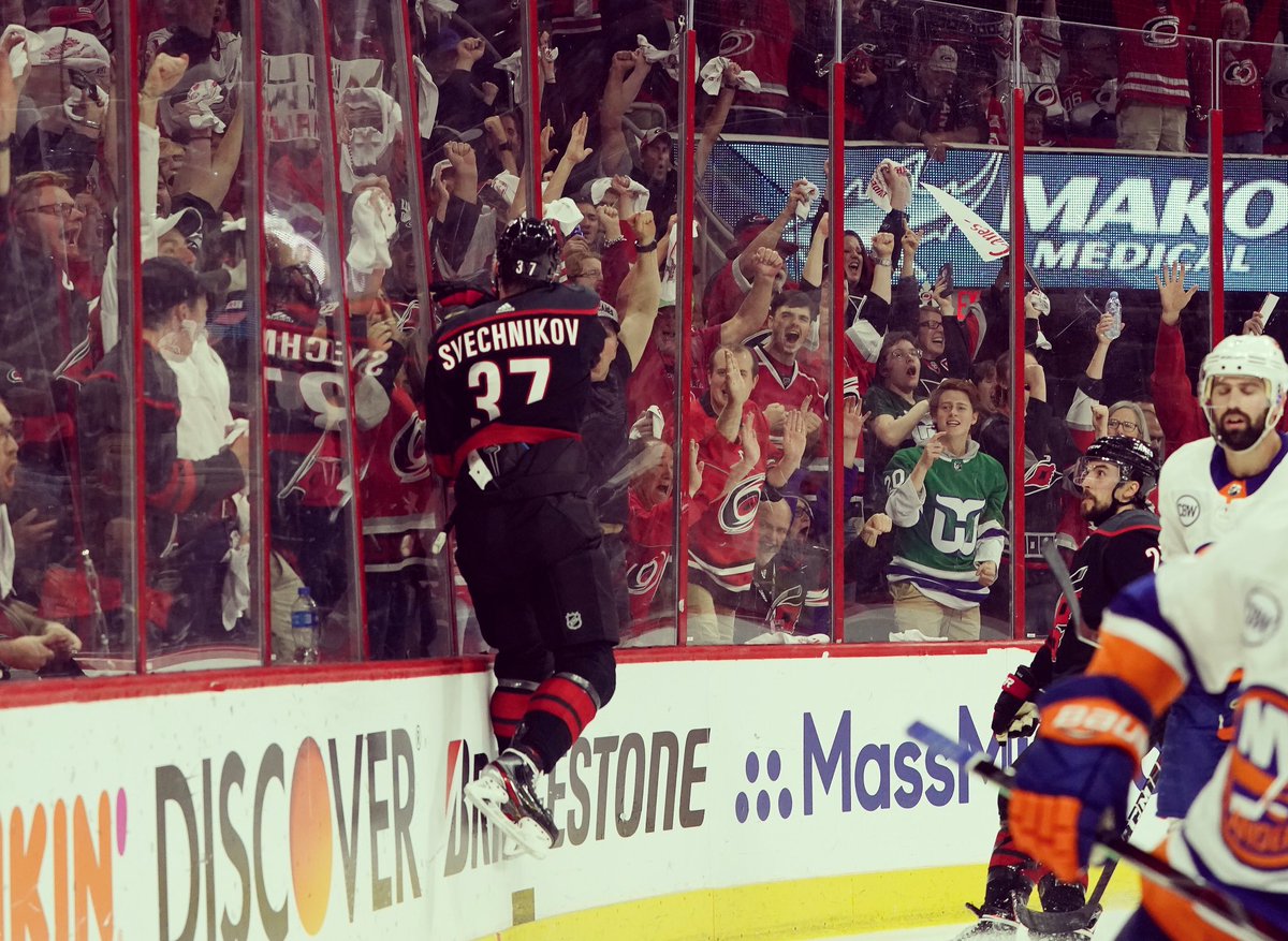 The best fans in the world!❤️Thank you! #round3#takewarning#🌪🌪🌪