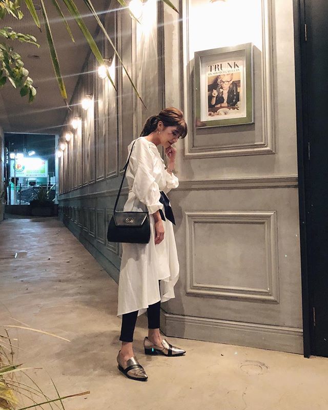 ㅤㅤㅤㅤㅤㅤㅤㅤㅤㅤㅤㅤㅤ
昨日の私服ストーリーでたくさん
お問い合わせ頂いたので👗❤️
ㅤㅤㅤㅤㅤㅤㅤㅤㅤㅤㅤㅤㅤ
@rienda_official の シャツワンピと黒スキニーでした🐻💓
ㅤㅤㅤㅤㅤㅤㅤㅤㅤㅤㅤㅤㅤ
靴は @leoryxebloa_official 👠
ㅤㅤㅤㅤㅤㅤㅤㅤㅤㅤㅤㅤㅤ bit.ly/2VIOApi