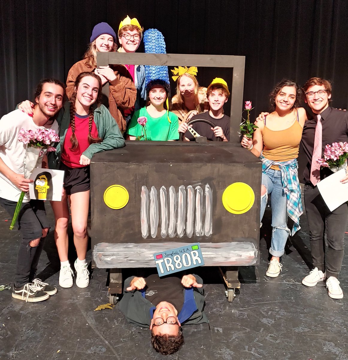 mrssmithsonian's tweet photo. I was blown away by the talent showcased in Senior Directed's this year! Brilliant directing! I am SO proud! Watching my students go through the same frantic stress and then experience the utter joy of directing is such a powerful thing!! My bucket is so full! @rouse_theatre https://t.co/r7iru9VDpf